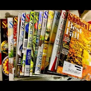 14 Southern Living Magazines